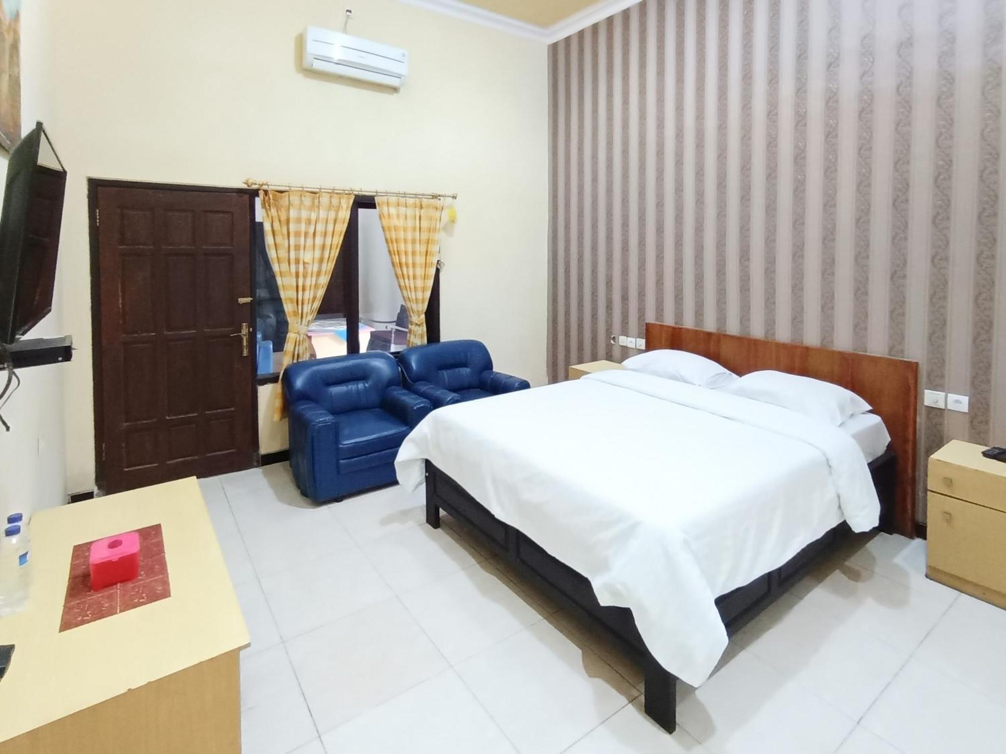 Gita Puri Redpartner Blitar Exterior foto
