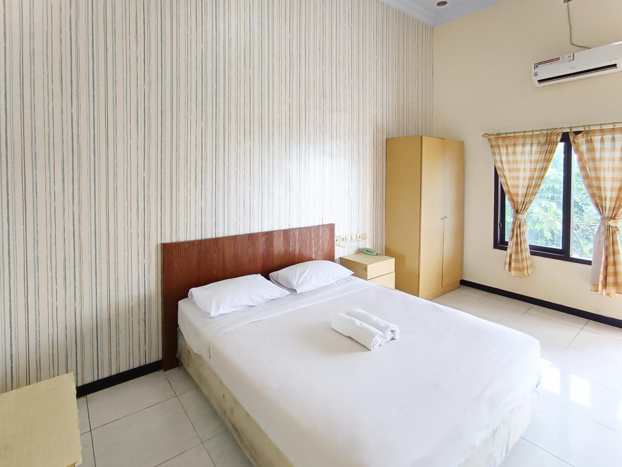 Gita Puri Redpartner Blitar Exterior foto