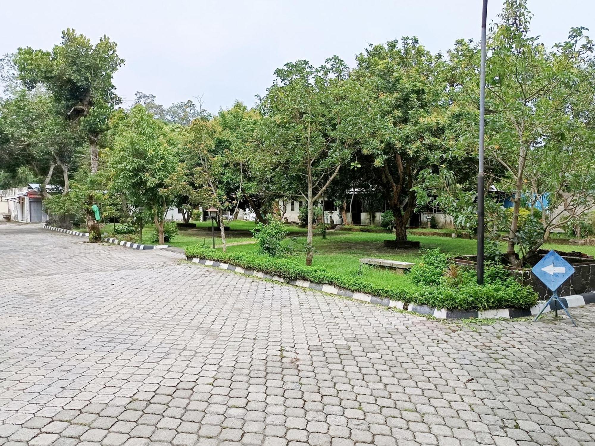 Gita Puri Redpartner Blitar Exterior foto